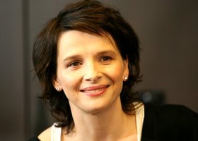 Juliette Binoche nude
